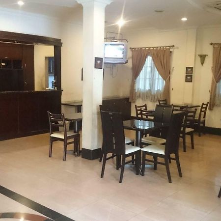 Hotel Citi International Palang Merah Medan Luaran gambar
